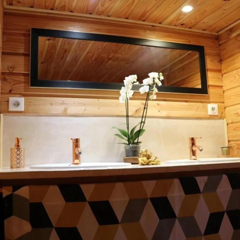 Gite Esprit Cabane Avec Spa Privatif Brassac  외부 사진